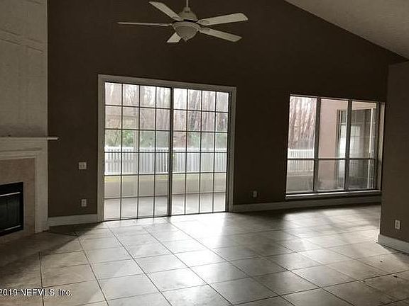 4th image of 8791 Harpers Glen Ct