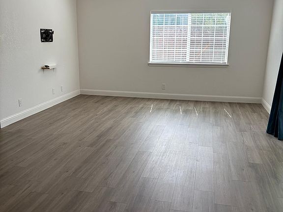 5th image of 851 Bette Ave
