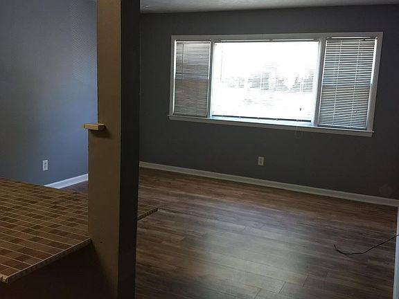 3rd image of 2206 K St APT 13