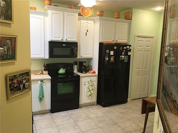 4th image of 2478 Oswego Dr