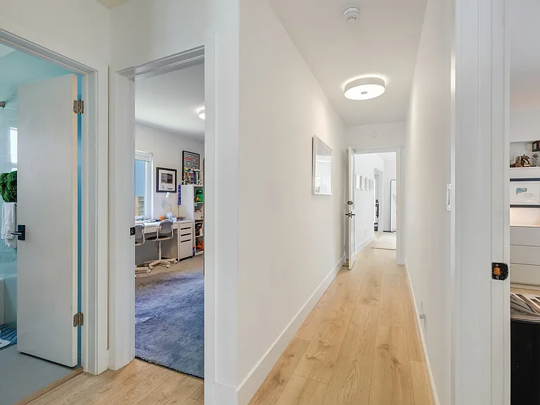 930 Stillwater Dr — Photo 18