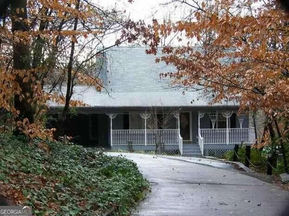 3010 Scenic Dr, Gainesville, GA 30506