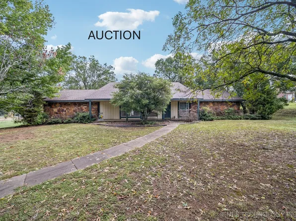 1504 College Park Rd, Claremore, OK 74017