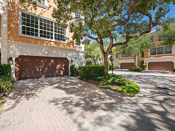 2nd image of 5675 NE Trieste Way