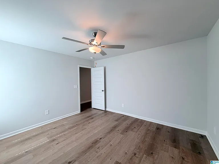 132 Challenger Way — Photo 16