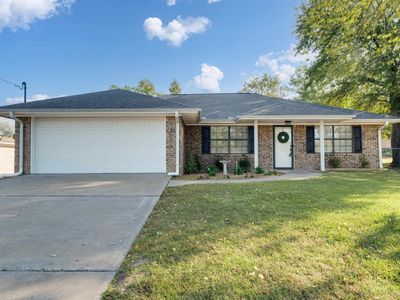 216 Thomas Rd, Palestine, TX, 75803