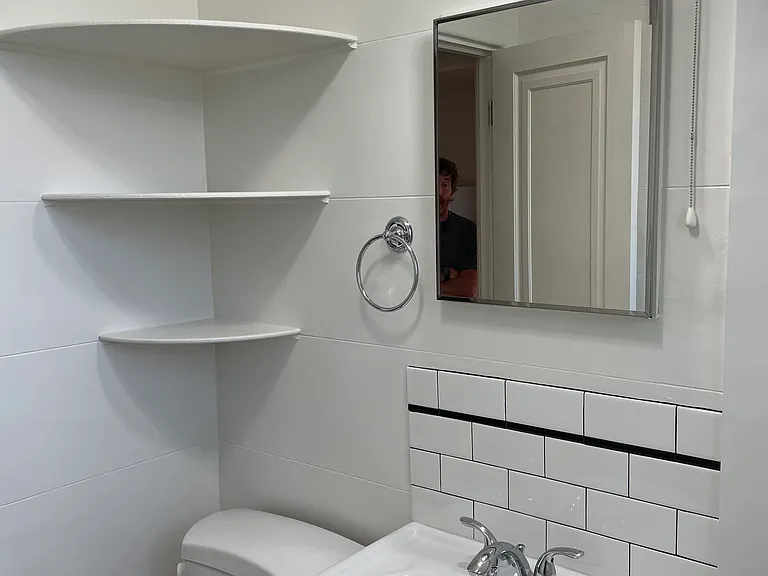 525 School St — Photo 11
