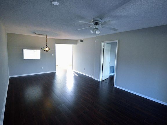 3rd image of 2600 Fiore Way APT 212