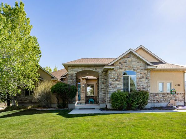 3102 N Bronzewood Cir, Erda, UT 84074