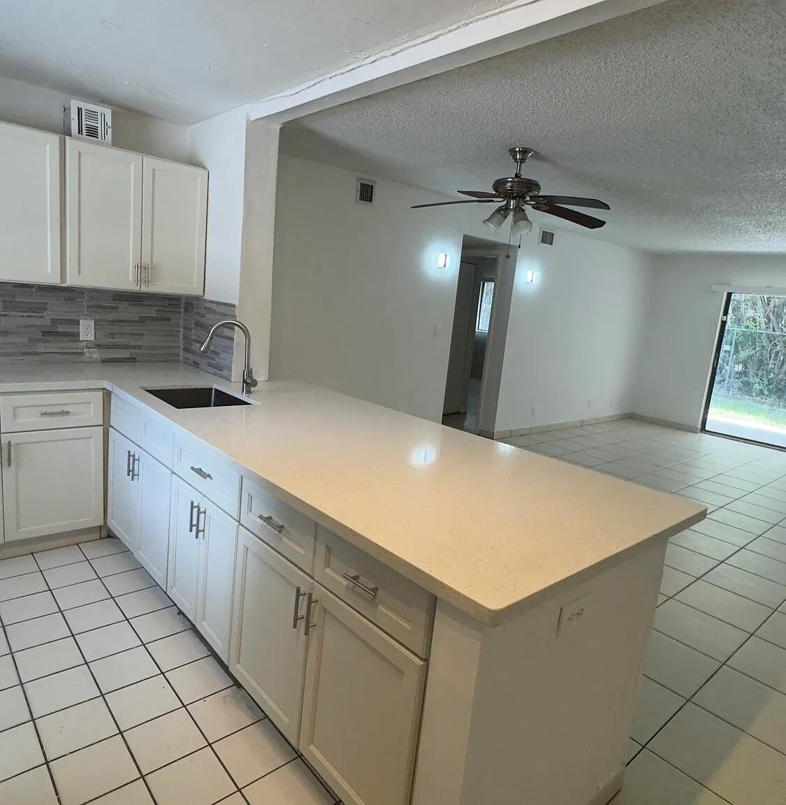 2 bed, 2.0 bath, 1012 sqft, $1,950 — Photo 4