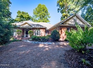 80 Lakewood Dr, Pinehurst, NC 28374