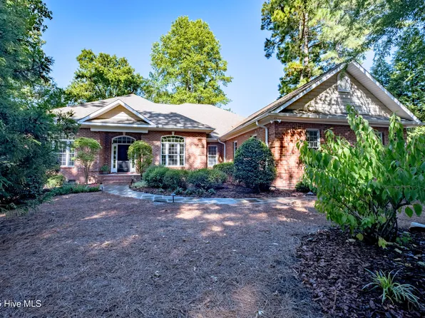 80 Lakewood Drive, Pinehurst, NC 28374