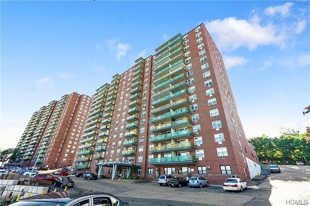 1st image of 1853 Central Park Ave APT 4B