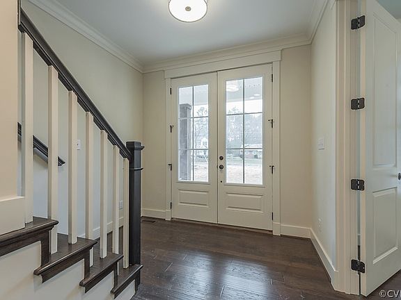 3rd image of 9655 Laurel Heights Court Gln