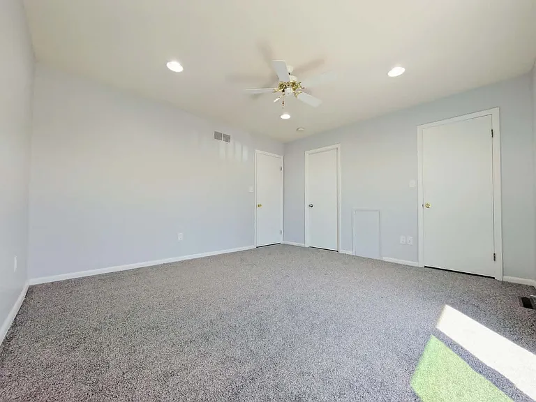 229 E Green Valley Cir — Photo 10