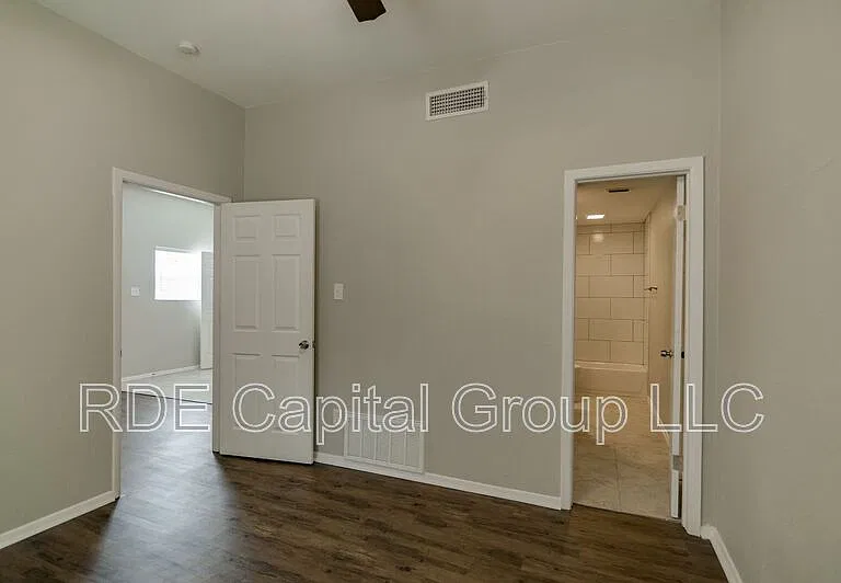 3025 Sappington Pl #FT — Photo 11