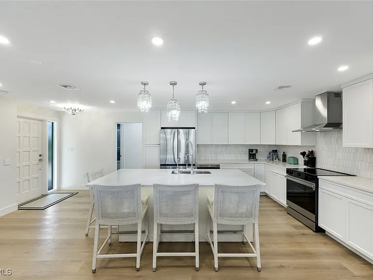 707 Durion Ct — Photo 9