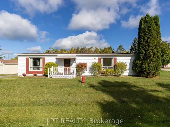 11 Geneva Ct, Georgina, ON L0E 1R0