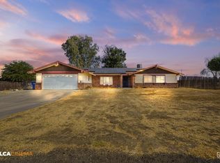 8832 Kerrnita Rd, Bakersfield, CA 93307