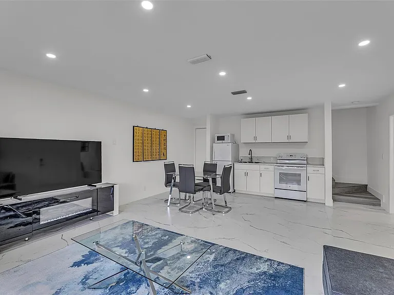 616 3rd Key Dr — Photo 8