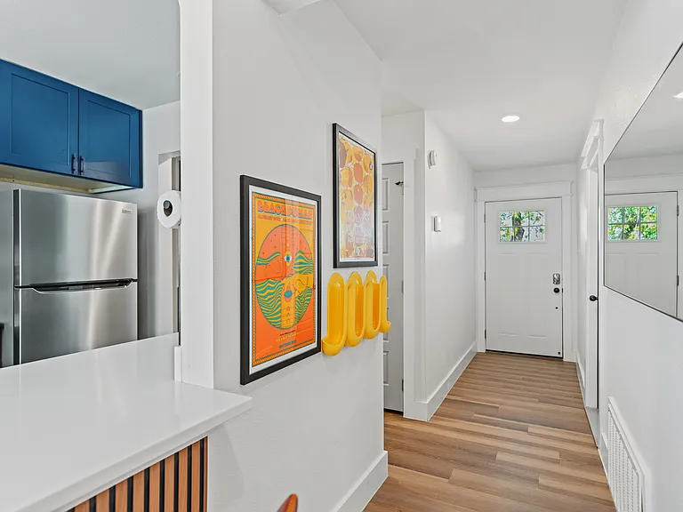 6701 Woodhue Dr — Photo 16