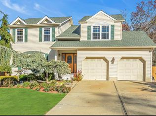 5 Beretta Way, Howell, NJ 07731