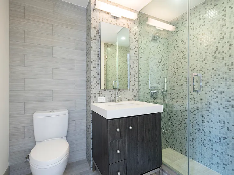 432 W 52nd St #4B — Photo 6