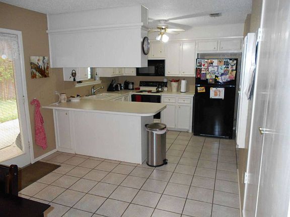 3rd image of 2117 75th St