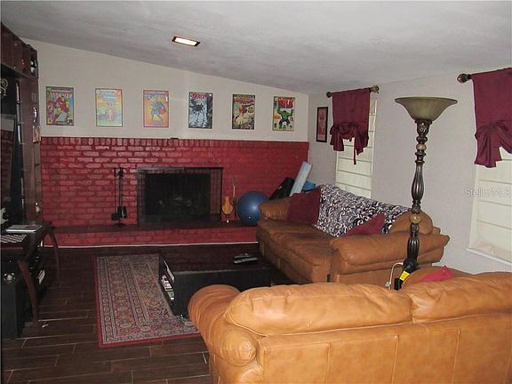 3rd image of 4199 Narvarez Way S