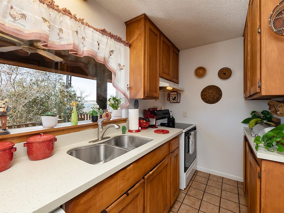 16th image of this home