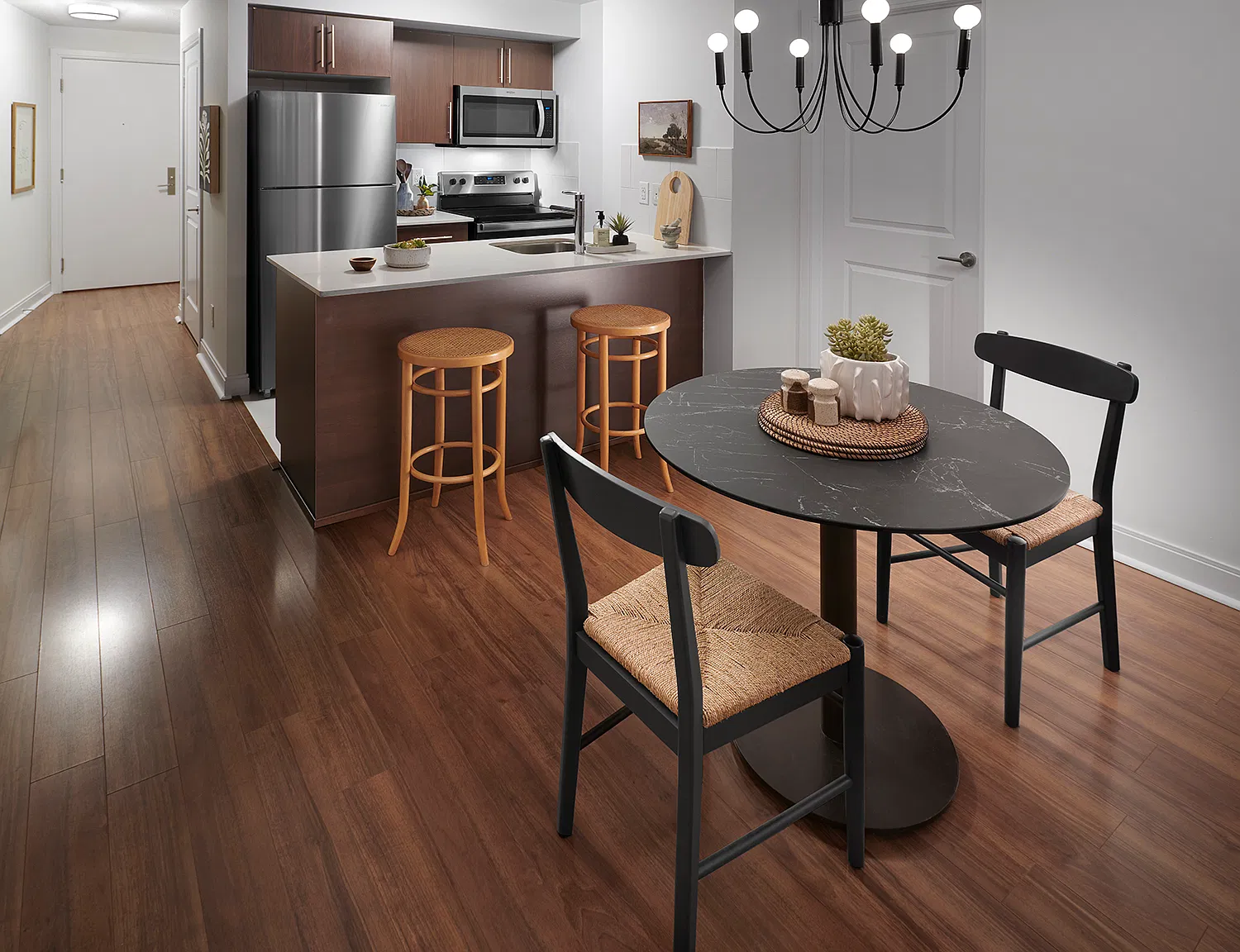 2 bed, 888 sqft, $3,285 — Photo 2