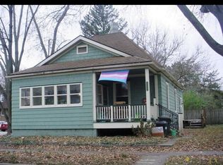 805 S Race St, Urbana, IL 61801