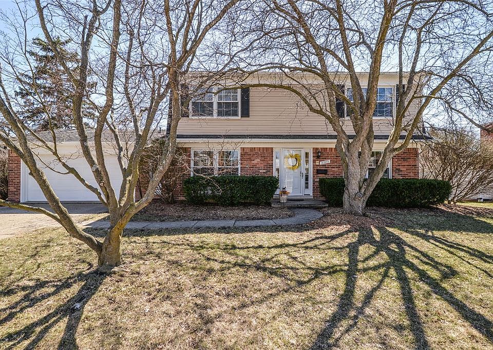 1st image of 2289 Delaware Dr