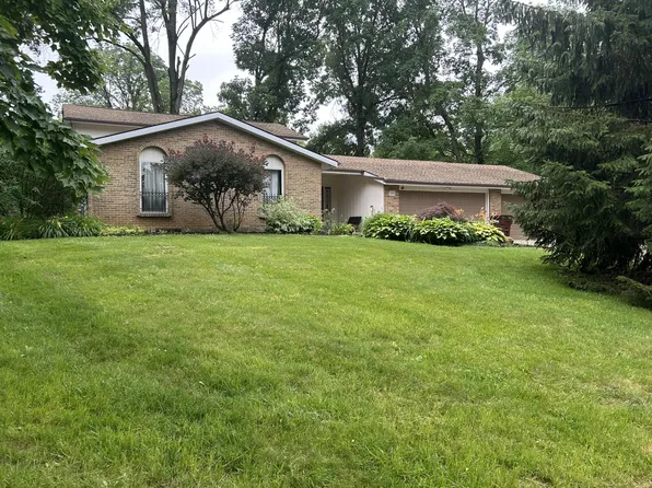 599 Carryback Dr SW, Pataskala, OH 43062