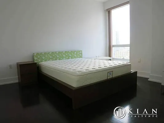 Rented by Kian Realty | media 2