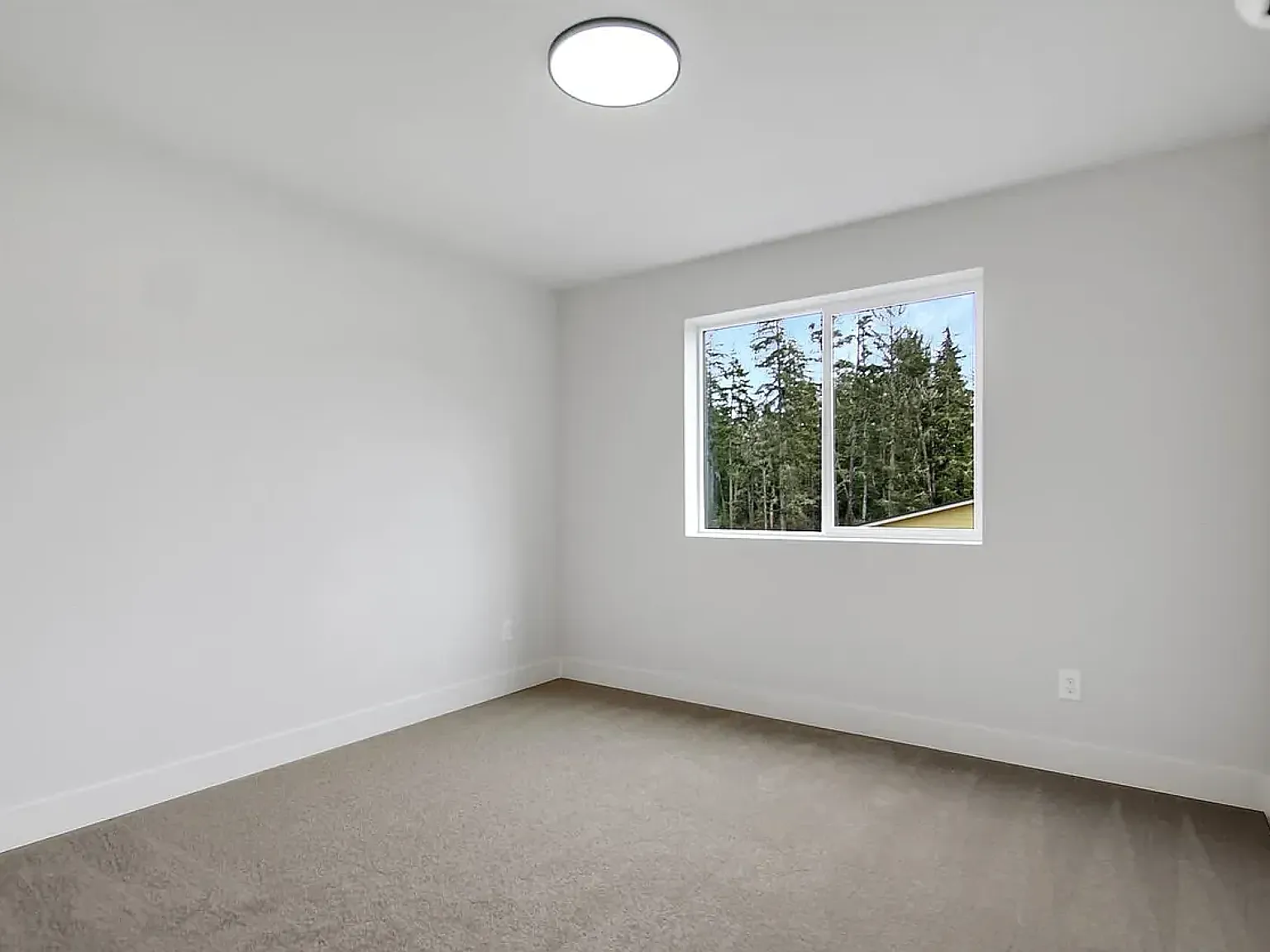 3 bed, 2.5 bath, 1440 sqft, $2,750 — Photo 2