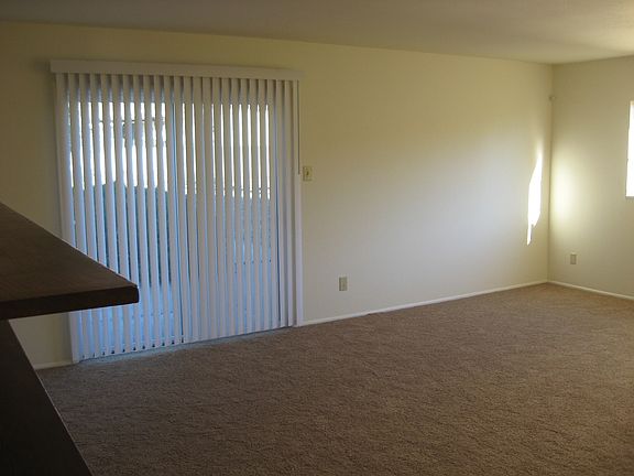 2nd image of 4601 San Andres Ave NE