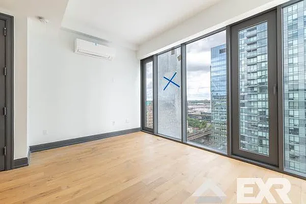 Rented by The KCI Group | media 70