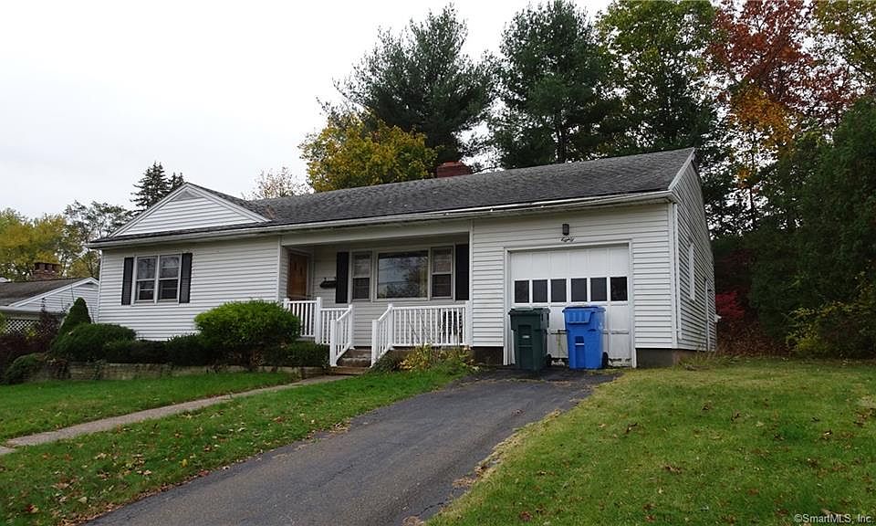 1st image of 80 Hilltop Dr