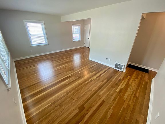 3rd image of 10534 Saint Philip Ln