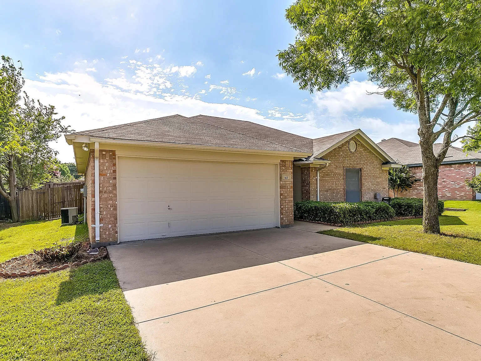 3 bed, 1388 sqft, $1,895 — Photo 4