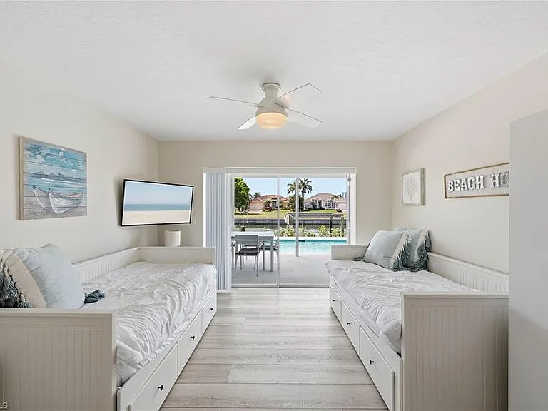 799 Caribbean Ct — Photo 26