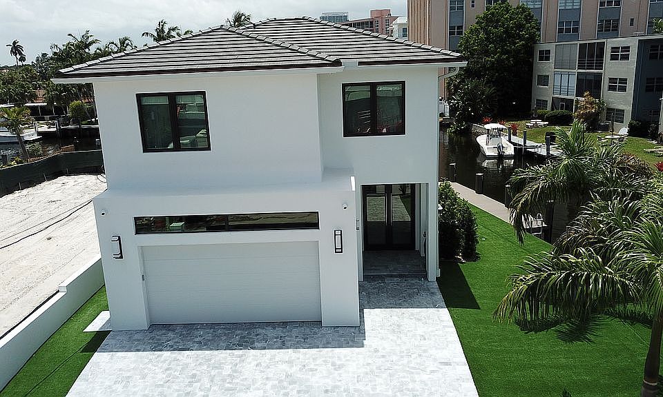 2nd image of 317 Coconut Isle Dr