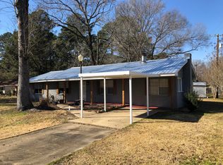 407 25th Ave N, Columbus, MS 39705