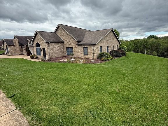 2nd image of 49092 Eagle Dr