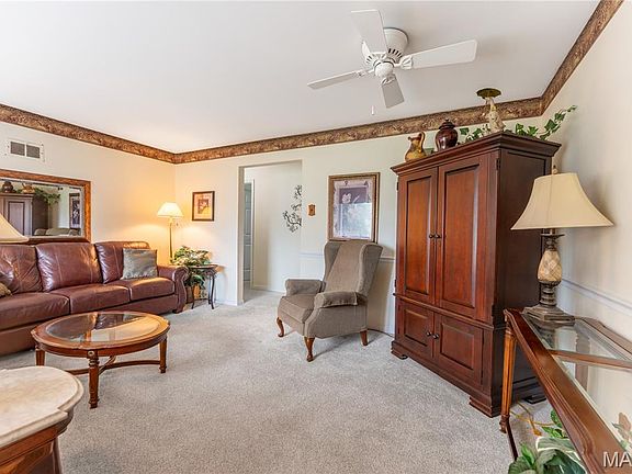 4th image of 454 Lambeth Ln