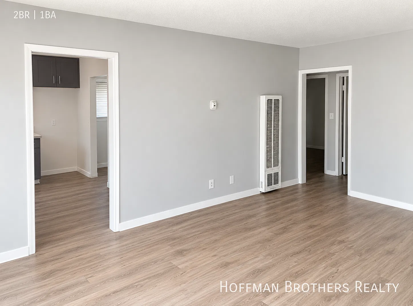 **1 Month Free**Renovated South LA 2-Bedroom with Stainless Steel Appliances, Parking, Gated Entr... — Photo 1