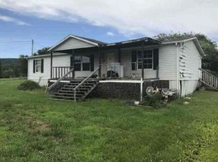 65 Poes Ln, Bulls Gap, TN 37711