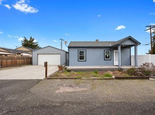 320 W Grand Ronde Ave, Kennewick, WA 99336