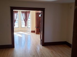32 Harbor Ave, Nashua, NH 03060